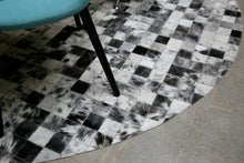 Moderna Cowhide Rug