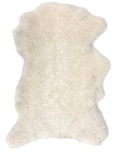 Shearling Sheepskin Hide in Natural Ivory