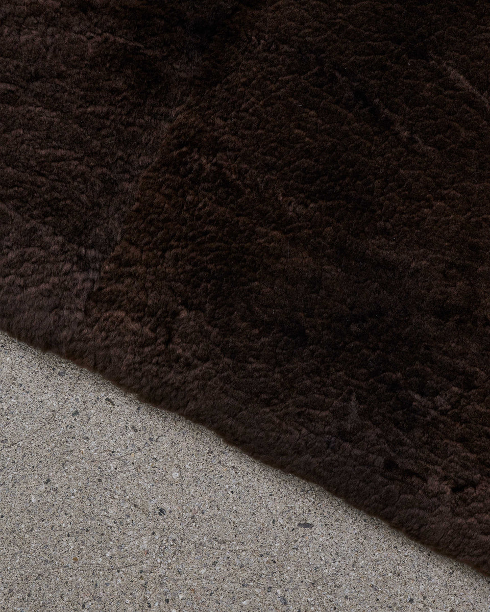 Chesterfield Shearling Rug in Espresso w/straight edge (1 of 1) PURE RUGS
