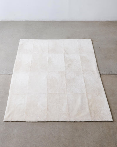 Chesterfield Shearling Rug in Ivory w/straight edge (1 of 1)